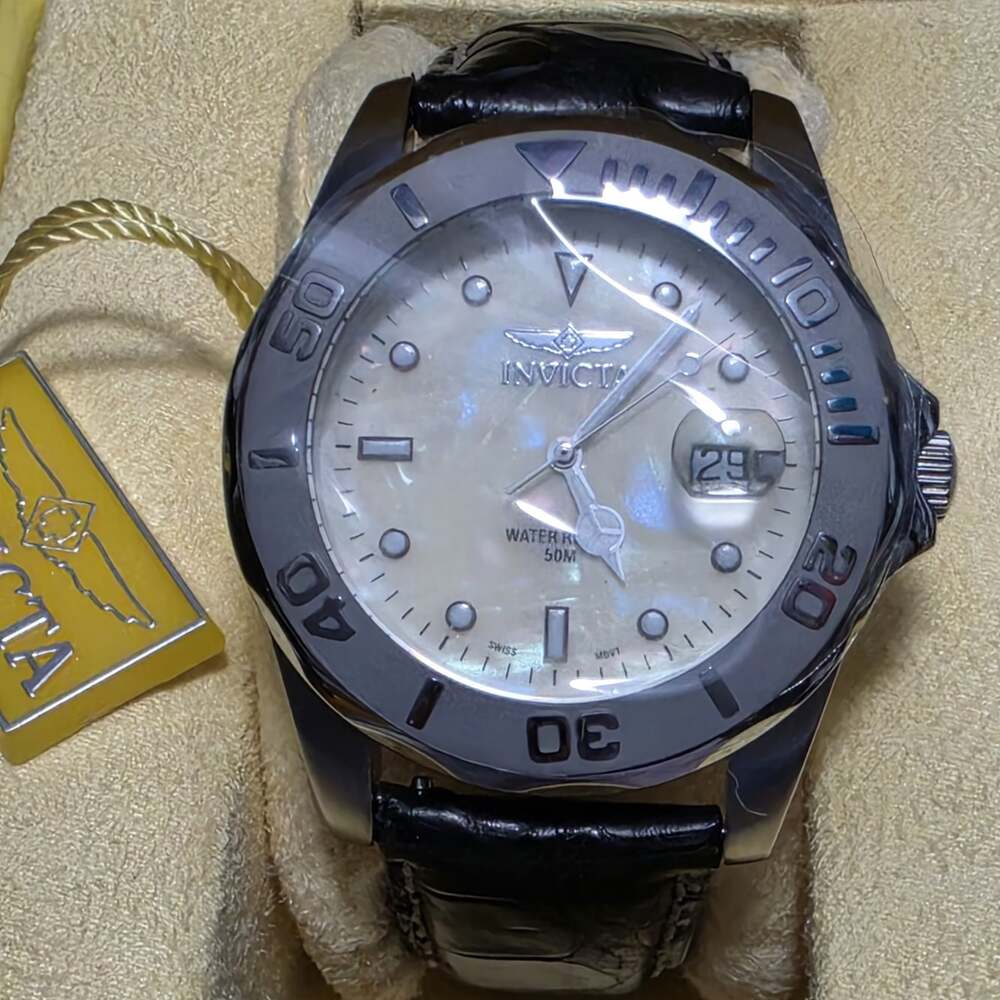Invicta 0006 Pro Diver Quartz MOP Dial Black Alligator Strap Midsize Watch